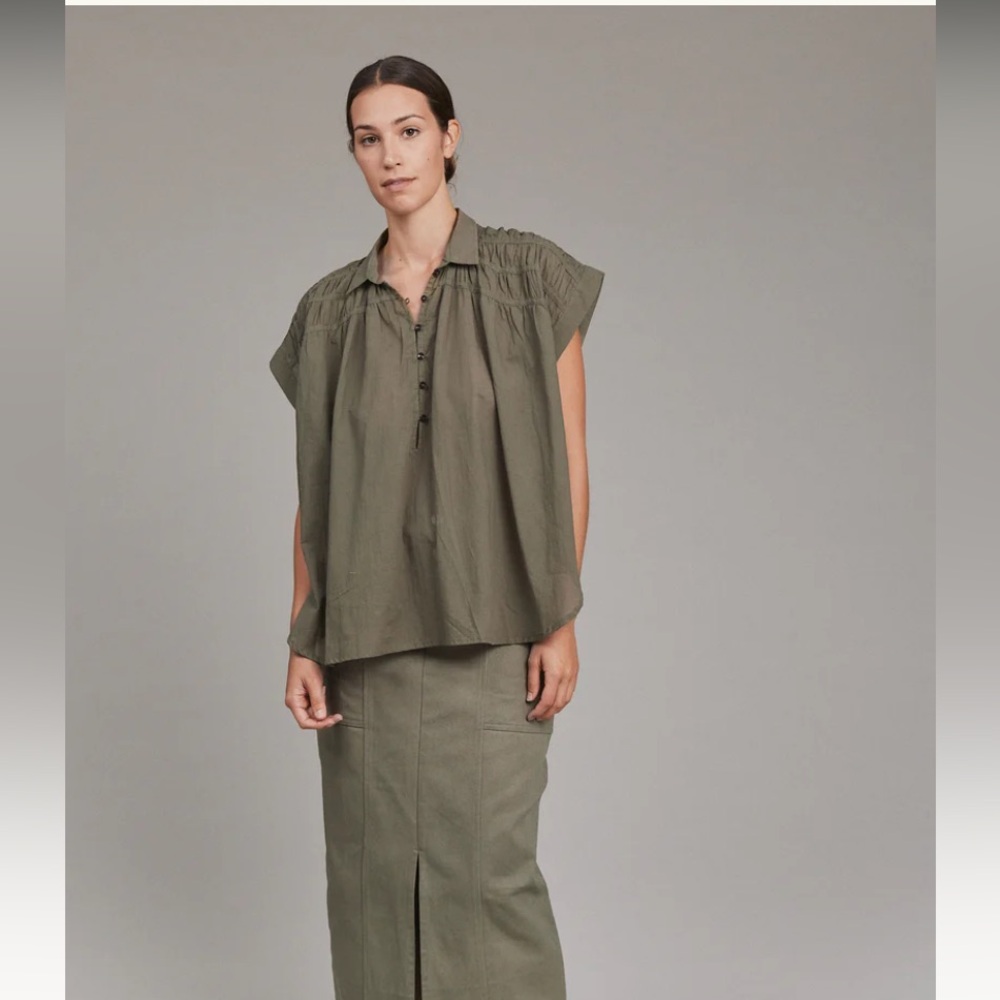 Acacia suni top
